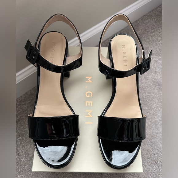 M. GEMI Black Platform Sandal - Picture 2 of 4